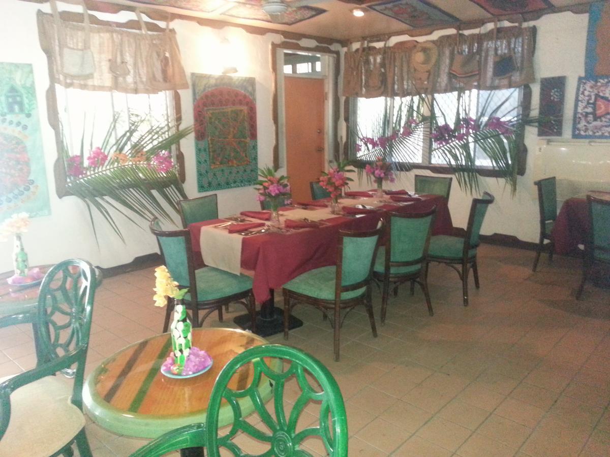 Hôtel Nettie'S Different Of Nassau Casuarina'S Extérieur photo