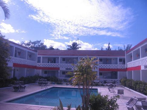 Hôtel Nettie'S Different Of Nassau Casuarina'S Extérieur photo