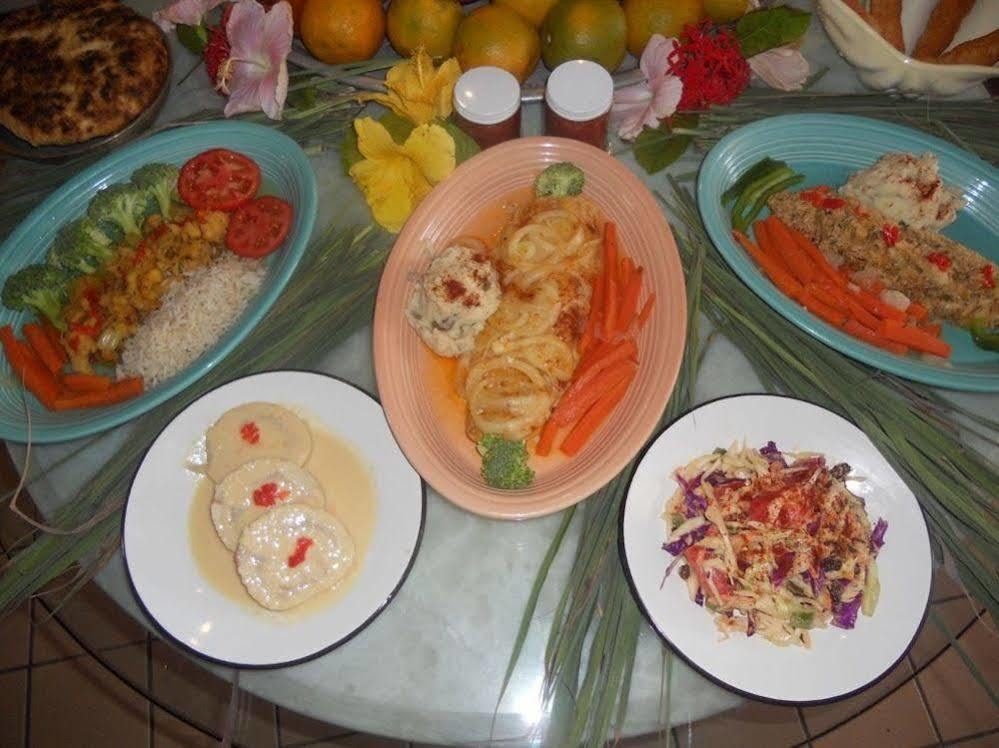 Hôtel Nettie'S Different Of Nassau Casuarina'S Extérieur photo
